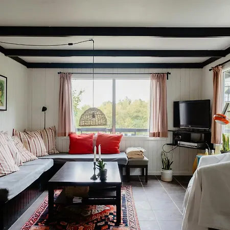 Cozy With Forest And Fjord Views * Roslev